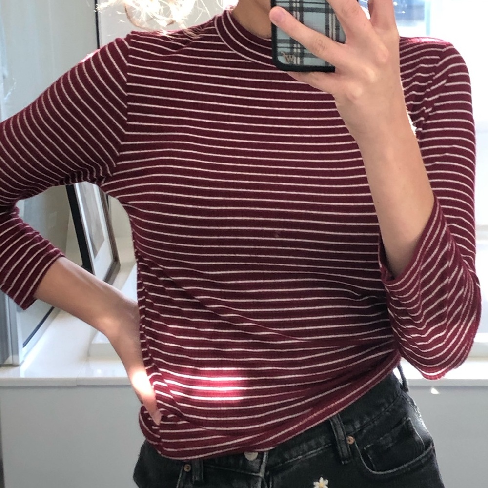 turtleneck top